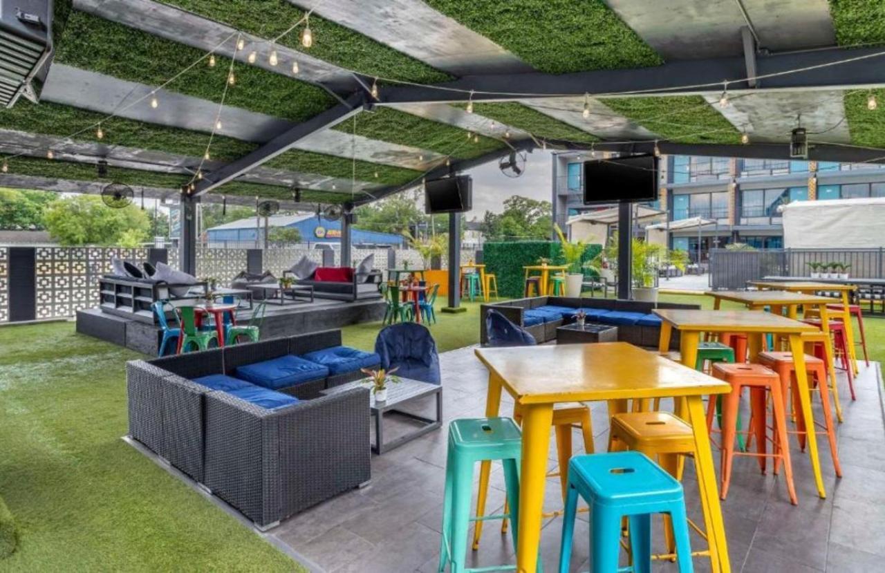 A Pousada Bposhtels Houston Exterior foto
